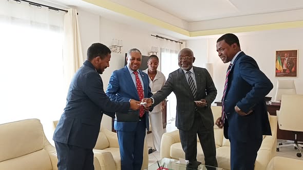 Rencontre entre le Ministre de l&rsquo;Industrie et l&rsquo;Ambassadeur d&rsquo;Ethiopie