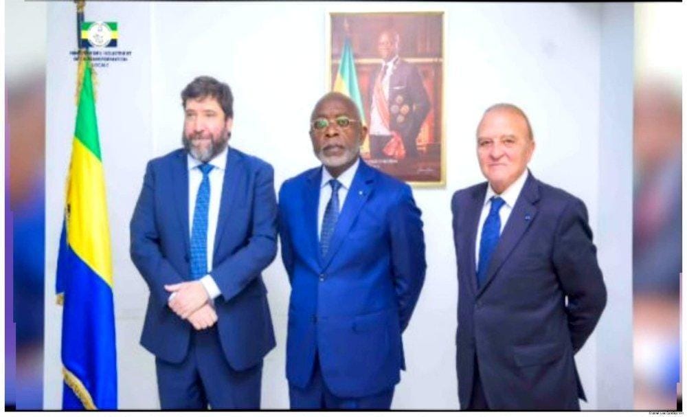 le Ministre de l&rsquo;Industrie et de la Transformation Locale reçoit en audience les Responsables de la Firme Espagnol Globaltec_Ingenieria