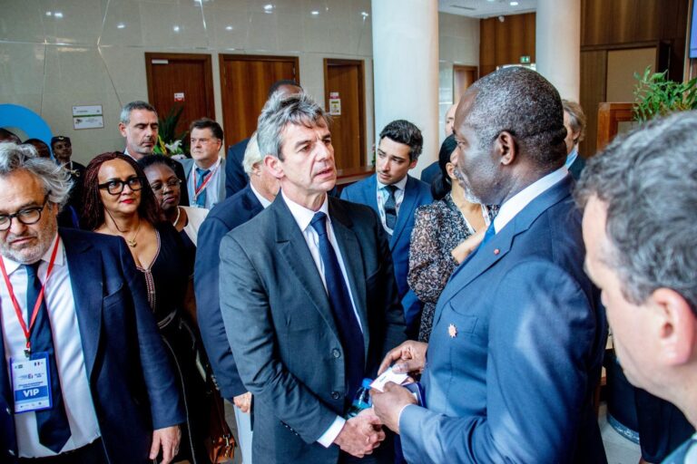le Gabon Réaffirme sa volonté de Transformation Economique au Forum GABON-FRANCE