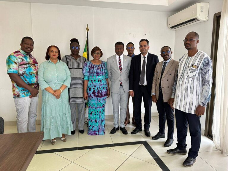 Renforcement de la Coopération Pharmaceutique entre le GABON et le BURKINAFASO